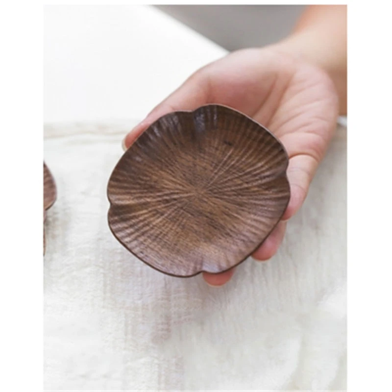 Aveco Small Flower Black Four Leaf Clover Walnut Wood Coasters Round Insulated